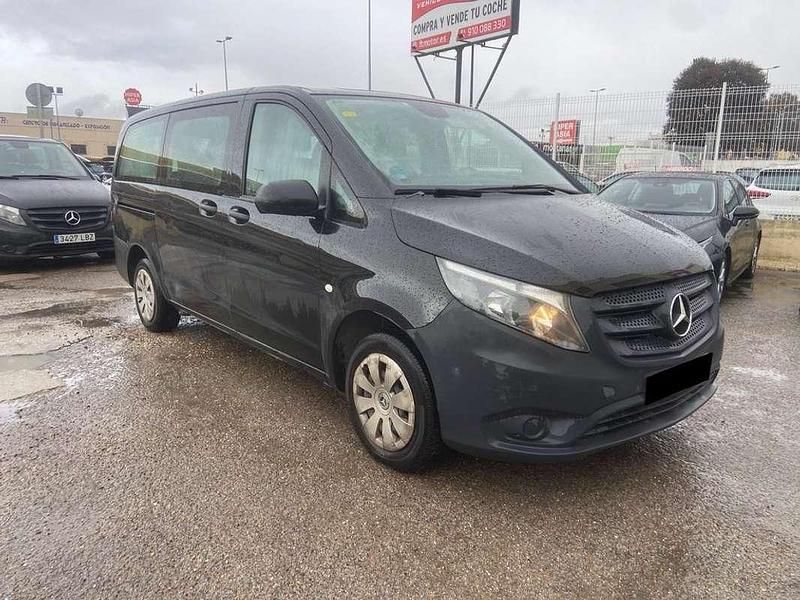 Usado Mercedes Vito 136 CV (100 kW) 2019 Negro Van