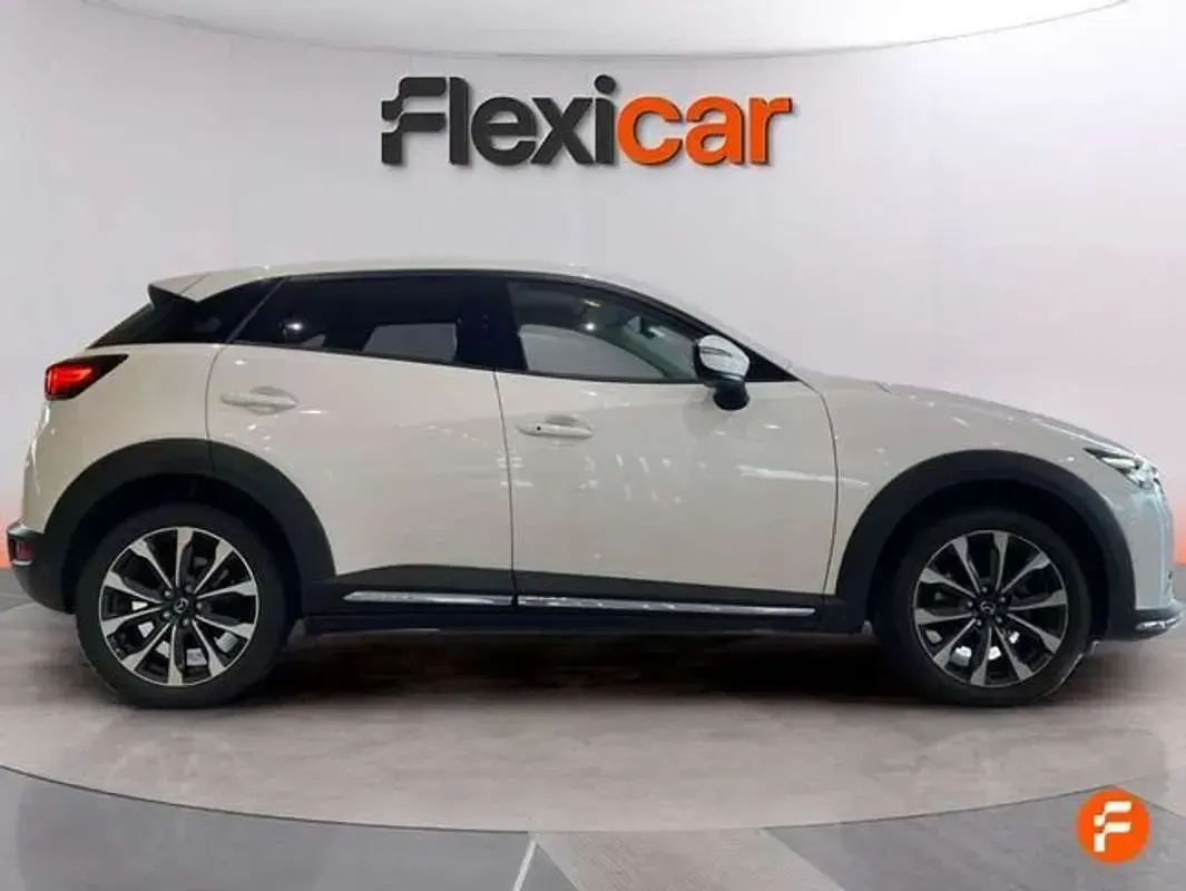 Begagnad Mazda CX-3 121 HK (88 kW) 2022 Vit SUV