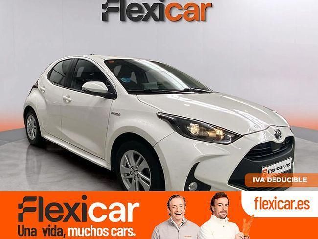 Blanco Usado 2021 Toyota Yaris Hybrid Active Berlina | 18.390 € (Precio justo) - Imagen 1/4