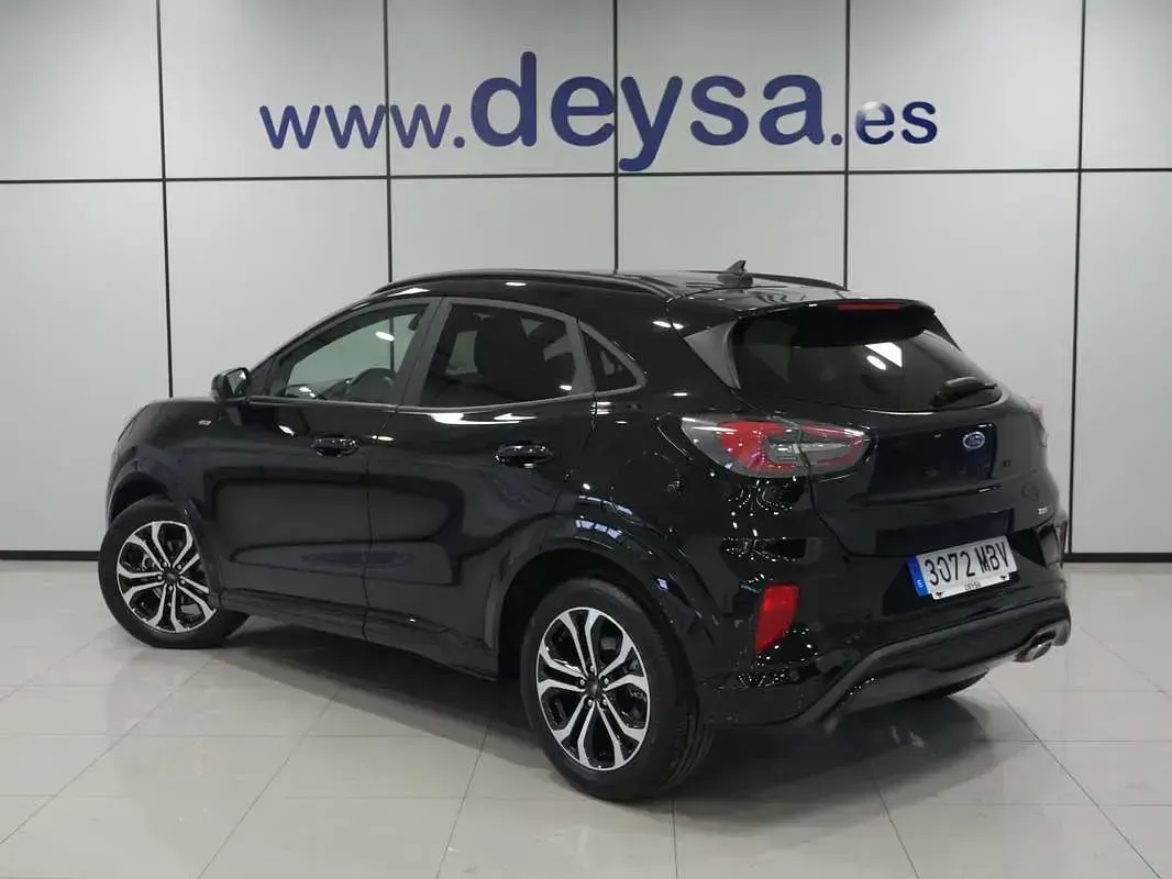 Usado Ford Puma ST-Line X 155 CV (114 kW) 2022 Negro SUV