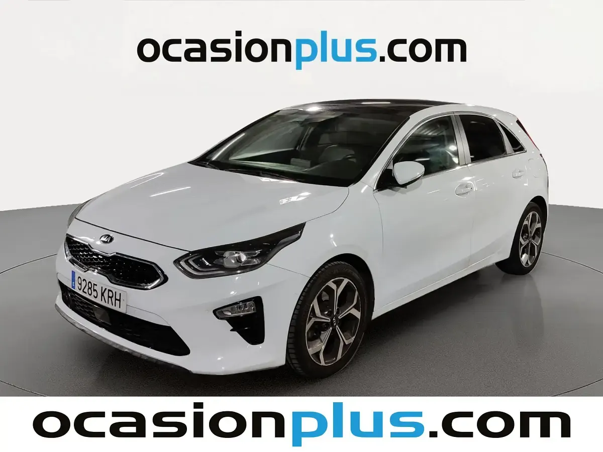 Usado Kia Ceed Launch Edition 120 CV (88 kW) 2018 Blanco Utilitario