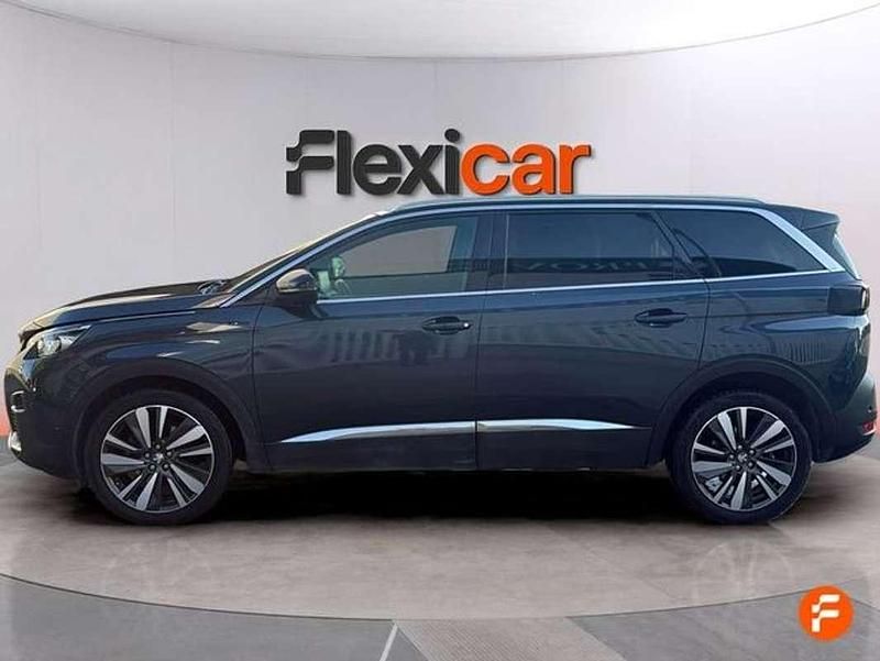 Usado Peugeot 5008 Style 120 CV (88 kW) 2017 Negro Monovolumen