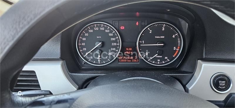 Begagnad BMW 320 177 HK (130 kW) 2009 Svart Sedan