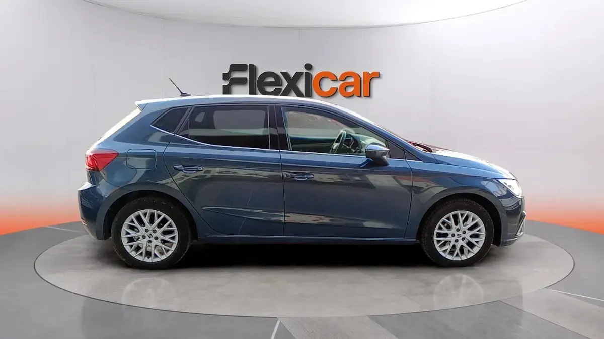 Usado Seat Ibiza XCELLENCE 116 CV (85 kW) 2024 Gris Utilitario