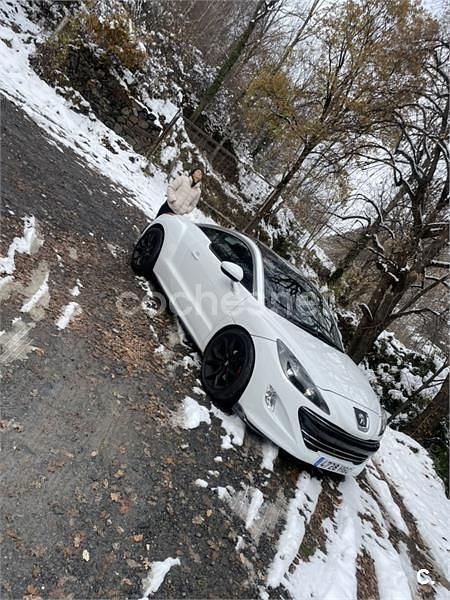 Usado Peugeot RCZ 156 CV (114 kW) 2011 Blanco Coupe