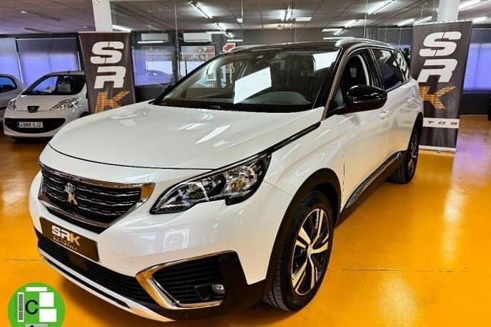 Usado Peugeot 5008 Allure 120 CV (88 kW) 2018 SUV
