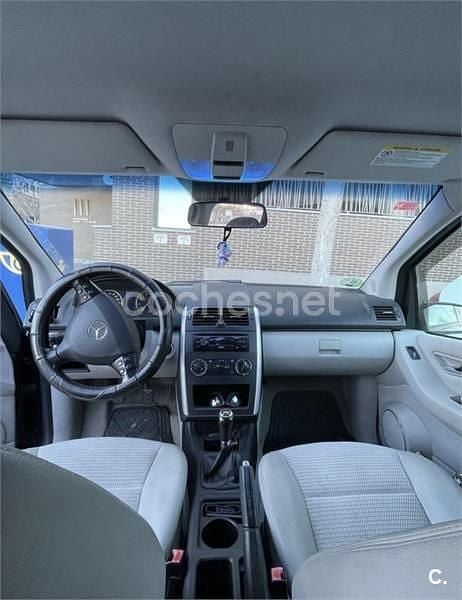 Usado Mercedes A150 Avantgarde 95 CV (69 kW) 2006 Azul Monovolumen