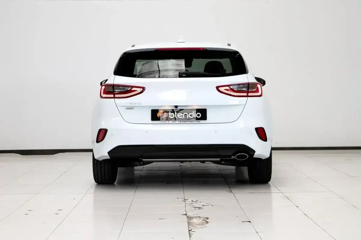 Usado Kia Ceed 160 CV (117 kW) 2024 Blanco Utilitario