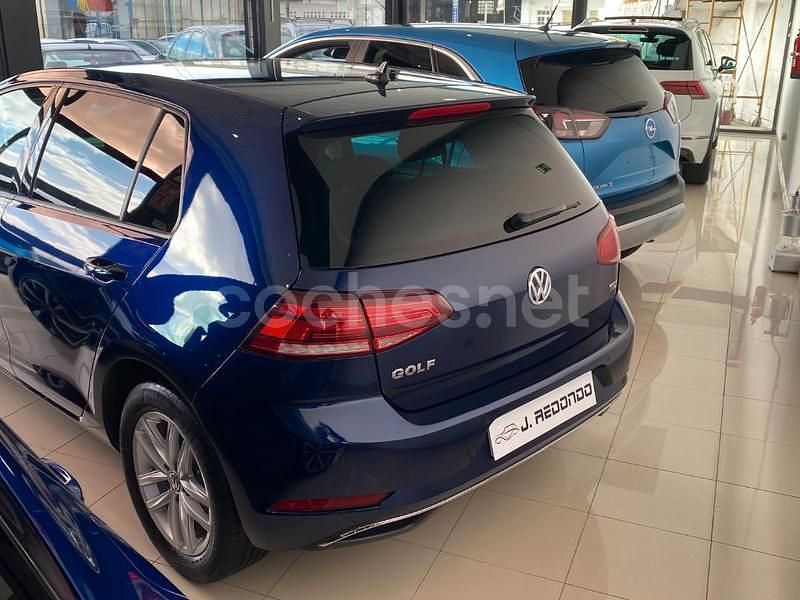 Usado VW Golf VII Advance 116 CV (85 kW) 2017 Azul Berlina