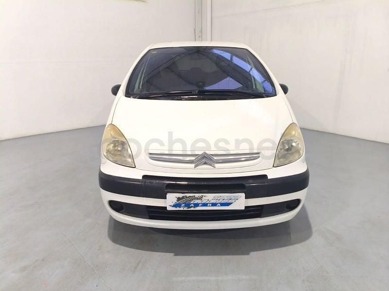 Usado Citroën Xsara Picasso Exclusive 110 CV (80 kW) 2008 Blanco Monovolumen