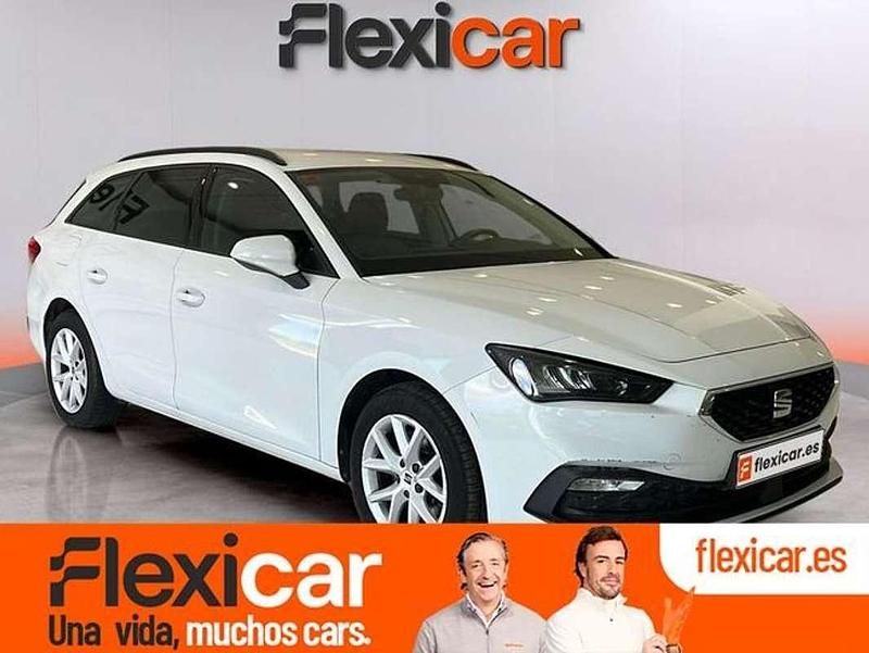 Usado Seat Leon Style 116 CV (85 kW) 2021 Blanco Utilitario