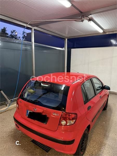 Usado Hyundai Getz 63 CV (46 kW) 2005 Rojo Utilitario