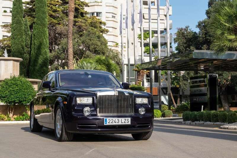 Usado Rolls Royce Phantom 460 CV (338 kW) 2011 Azul Berlina