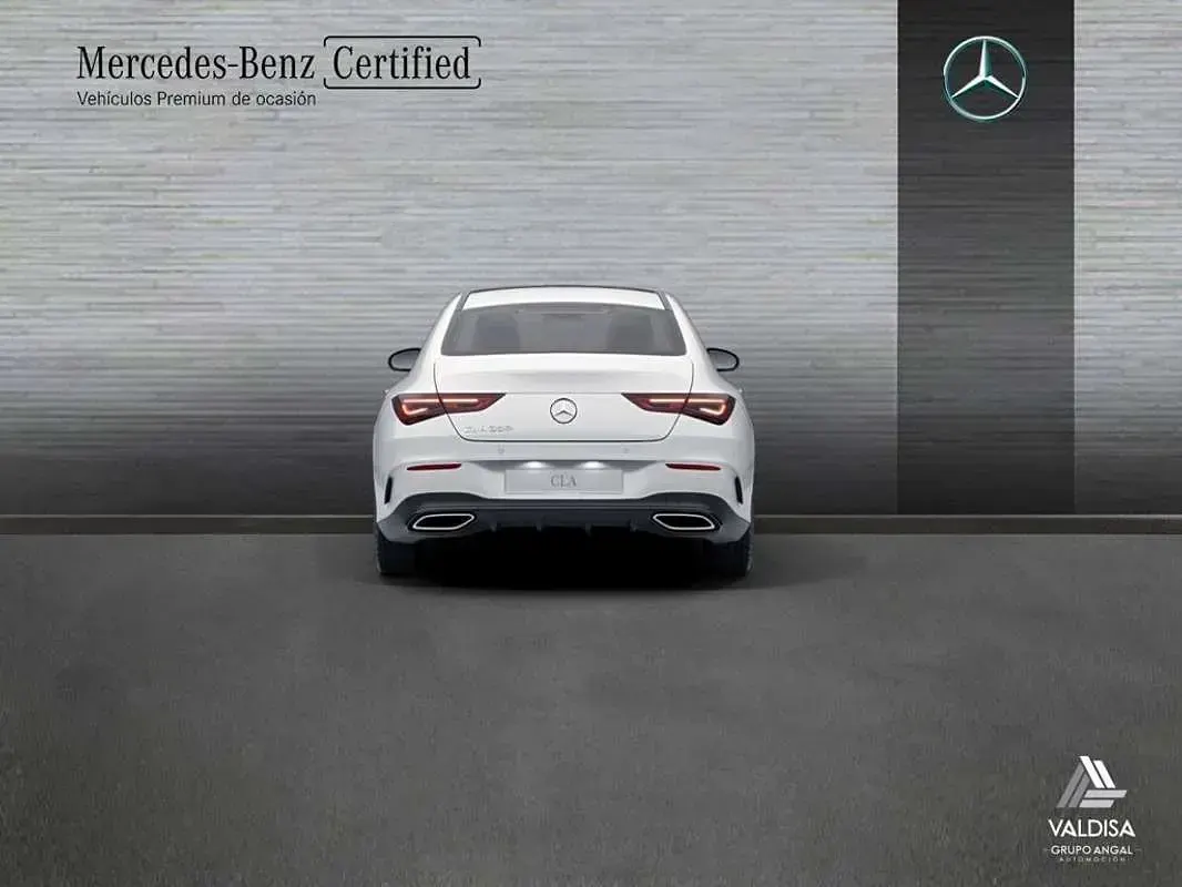 Usado Mercedes CLA200 163 CV (119 kW) 2022 Coupe