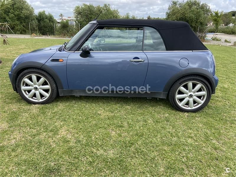 Usado Mini One Cabriolet 90 CV (66 kW) 2005 Azul Descapotable