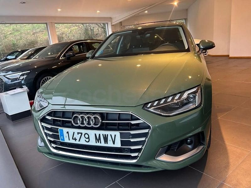 Usado Audi A4 Advanced Plus 136 CV (100 kW) 2025 Verde Berlina