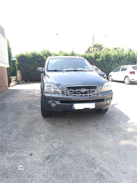 Gris / plata Usado 2005 Kia Sorento EX SUV | 5800 € (Un poco caro) - Imagen 1/4
