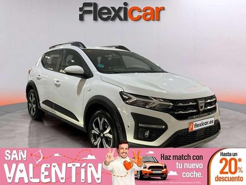 Usado Dacia Sandero Comfort 91 CV (66 kW) 2021 Blanco Utilitario