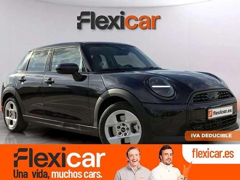 Usado Mini Cooper 114 kW (156 CV) 2025 Negro Utilitario