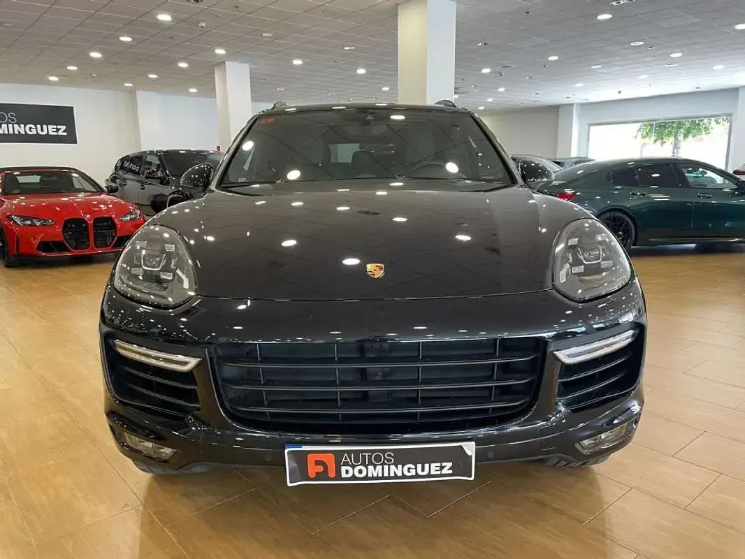 Usado Porsche Cayenne 519 CV (381 kW) 2017 Negro SUV