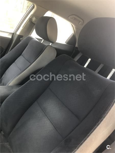 Gris / plata Usado 2008 Honda Civic Executive Berlina | 4200 € (Buen precio) - Imagen 1/4
