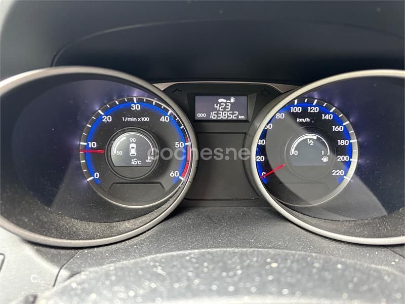 Usado Hyundai ix35 115 CV (84 kW) 2013 Blanco SUV