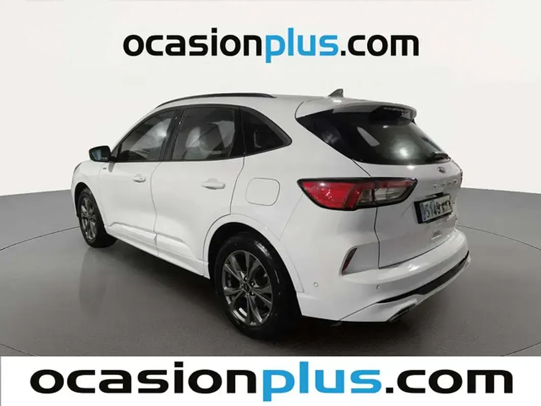 Usado Ford Kuga ST-Line 190 CV (139 kW) 2023 Blanco SUV