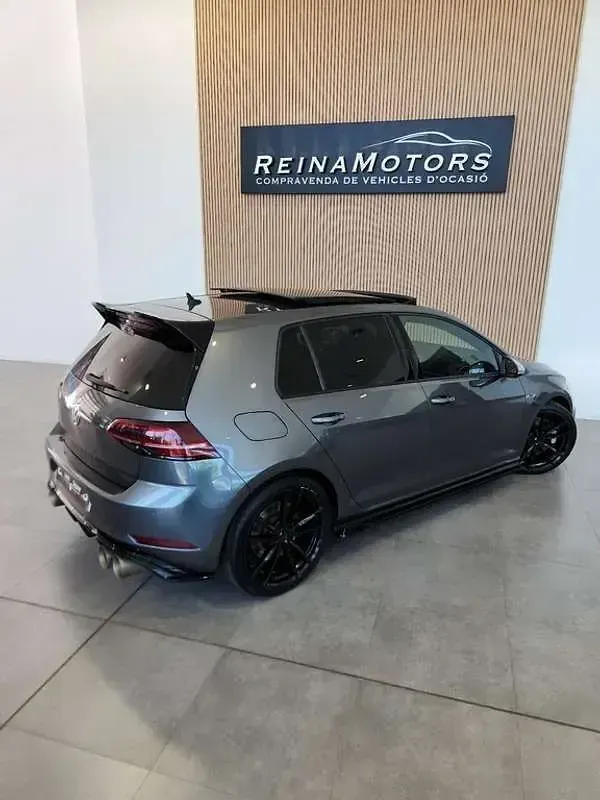 Usado VW Golf VII R 299 CV (219 kW) 2019 Gris Utilitario