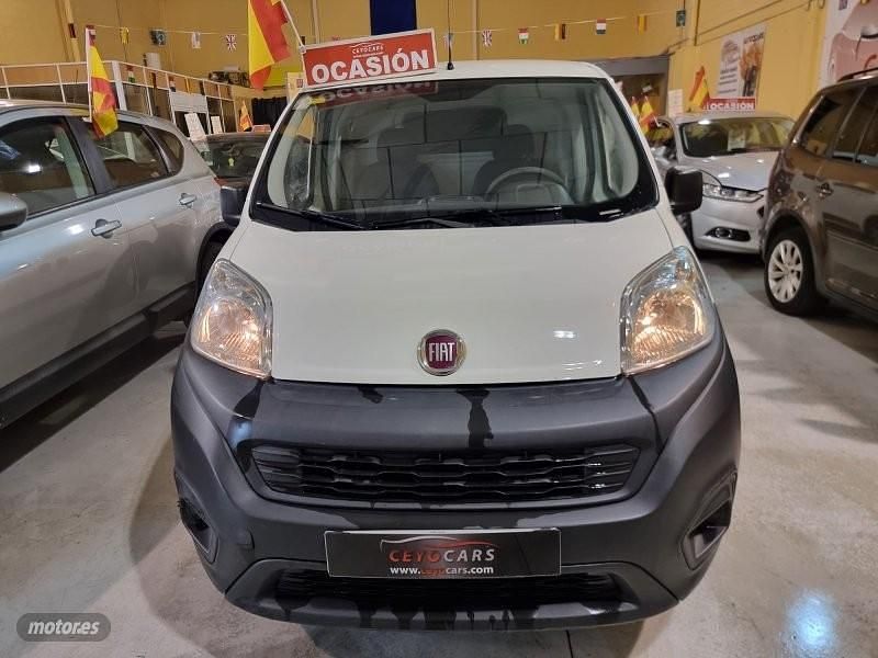 Usado Fiat Fiorino 82 CV (60 kW) 2017 Blanco Monovolumen
