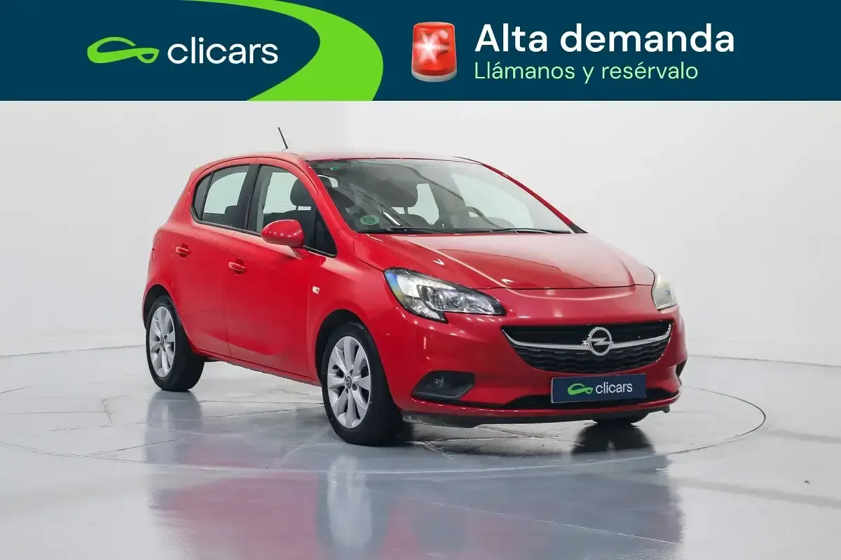 Usado Opel Corsa Selective 90 CV (66 kW) 2017 Rojo Utilitario