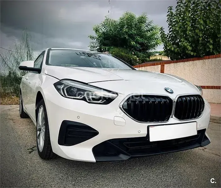 Usado BMW 218 136 CV (100 kW) 2024 Blanco Coupe