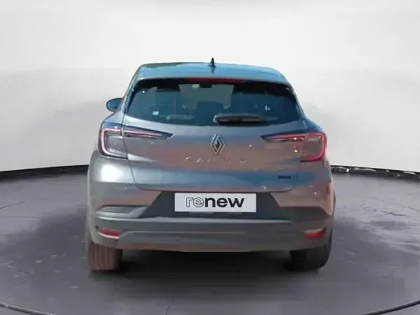 Usado Renault Captur Evolution 145 CV (106 kW) 2025 Gris SUV