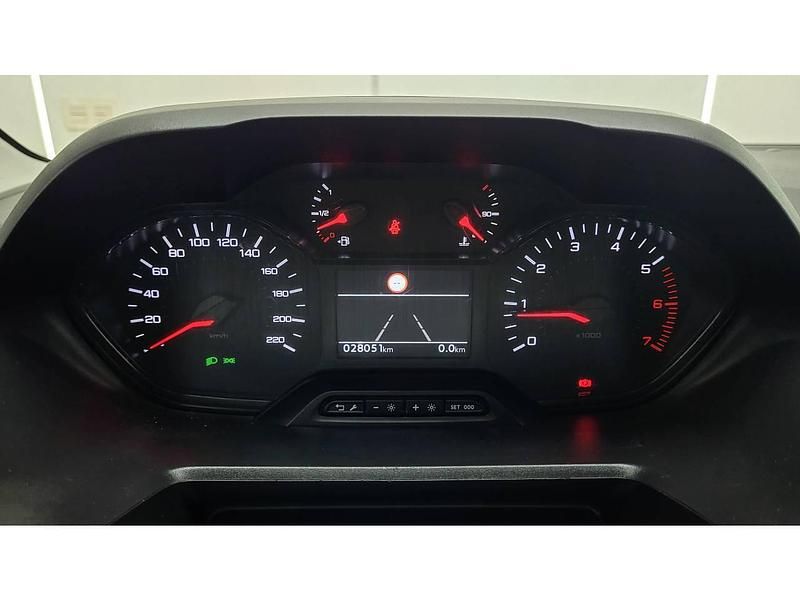 Usado Peugeot Rifter Active 102 CV (75 kW) 2021 Blanco Monovolumen