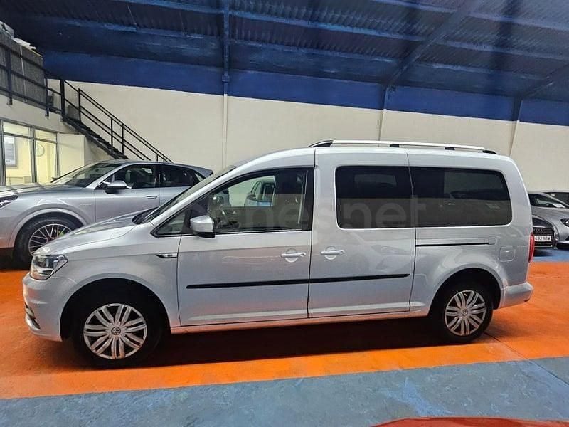 Usado VW Caddy Maxi Beach 150 CV (110 kW) 2020 Gris / plata Monovolumen