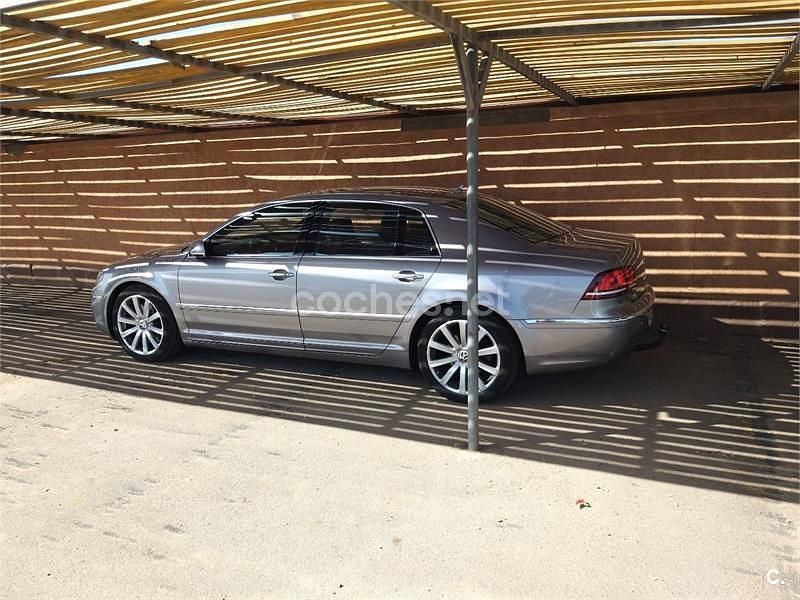 Usado VW Phaeton 240 CV (176 kW) 2012 Gris / plata Berlina