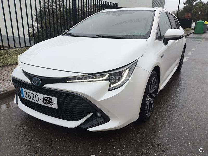Usado Toyota Corolla Sport 122 CV (89 kW) 2021 Blanco Familiar