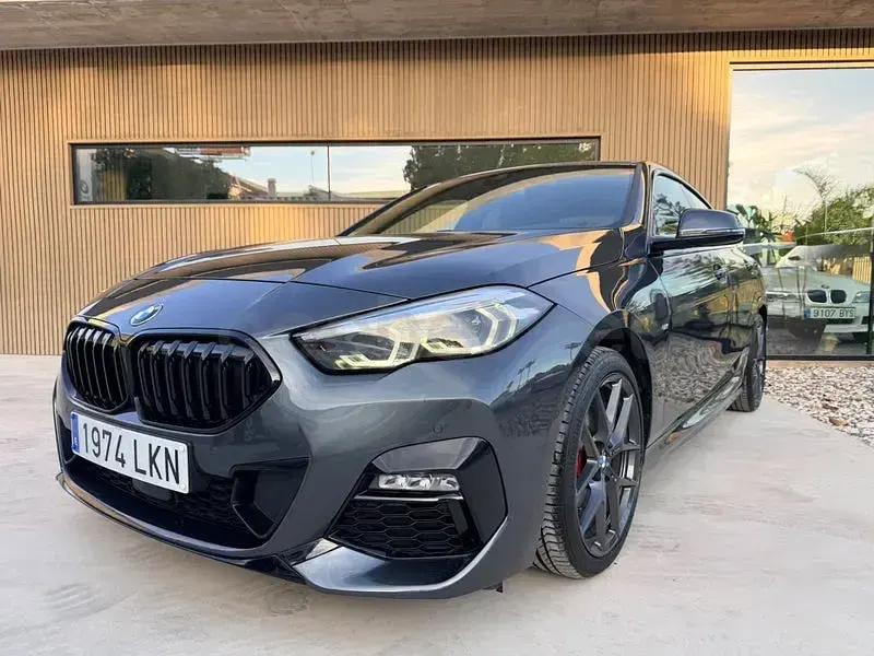 Usado BMW 218 Shadowline 150 CV (110 kW) 2020 Gris / plata Coupe