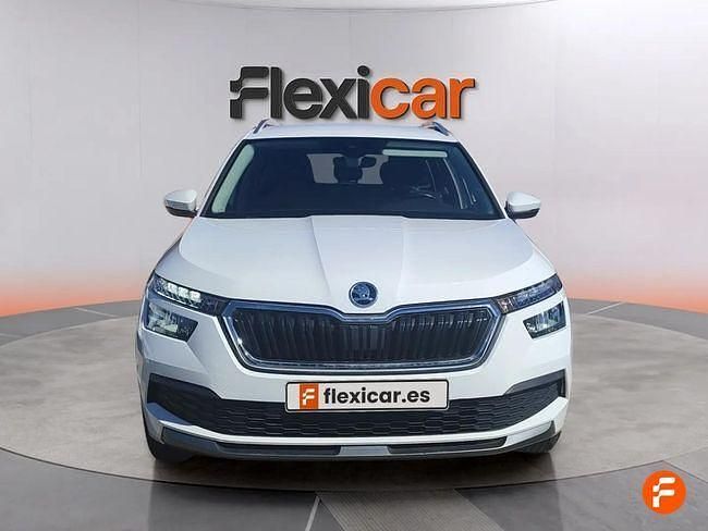 Usado Skoda Kamiq Ambition 110 CV (80 kW) 2021 Blanco SUV