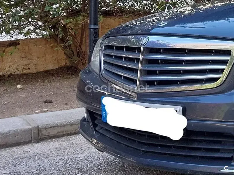 Usado Mercedes C220 Classic 170 CV (125 kW) 2007 Gris / plata Familiar