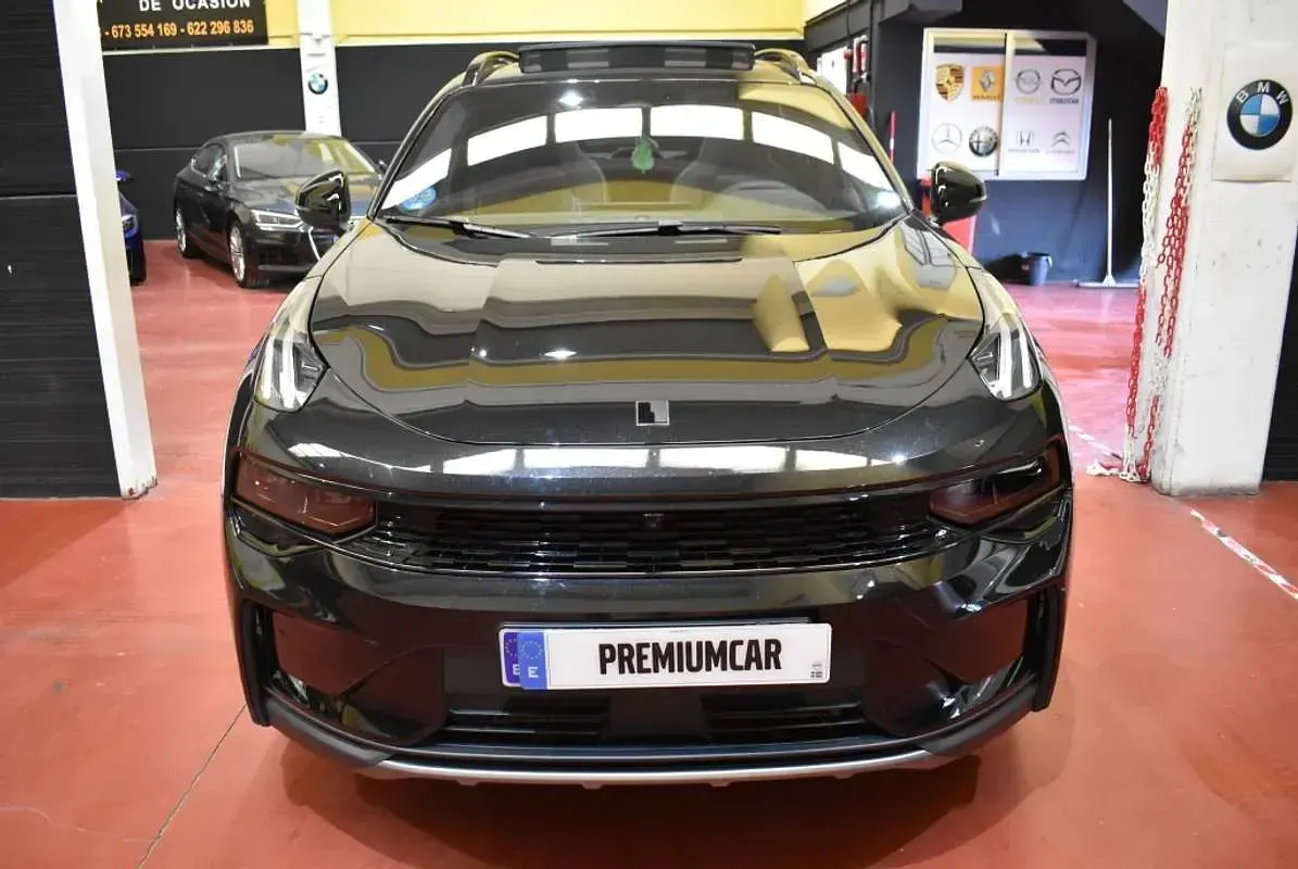 Usado Lynk & Co 01 280 CV (205 kW) 2025 Negro SUV