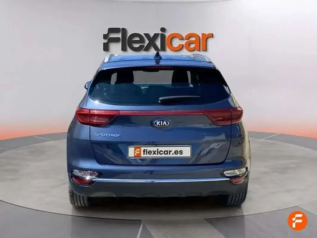 Usado Kia Sportage 136 CV (100 kW) 2020 Azul SUV