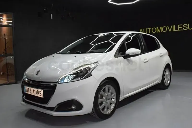 Usado Peugeot 208 Active 99 CV (72 kW) 2018 Blanco Utilitario