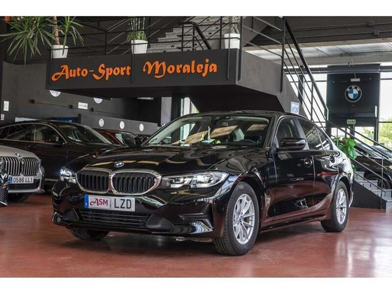 Negro Usado 2022 BMW 318 Sport Line Berlina | 24.400 € - Imagen 1/4