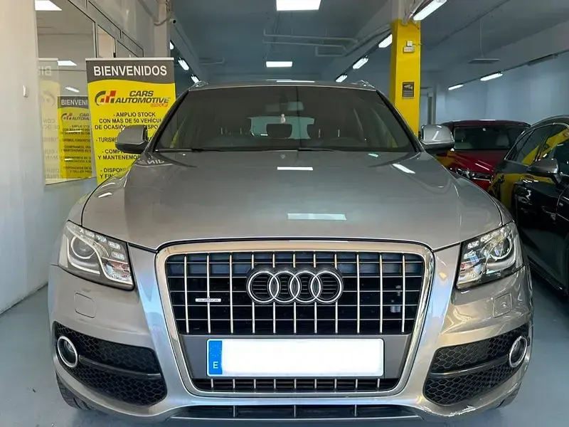 Usado Audi Q5 S-Line 170 CV (125 kW) 2011 Gris / plata SUV