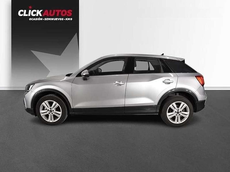 Usado Audi Q2 Advanced Plus 110 CV (80 kW) 2022 Plateado SUV