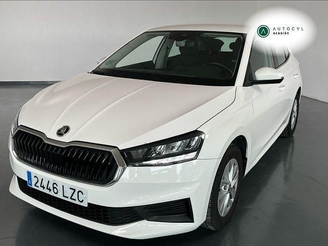Usado Skoda Fabia Ambition 95 CV (69 kW) 2022 Blanco Utilitario