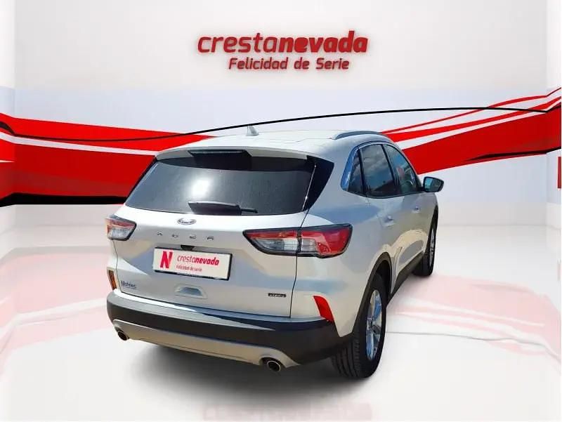 Usado Ford Kuga Titanium 225 HP (165 kW) 2021 Branco SUV