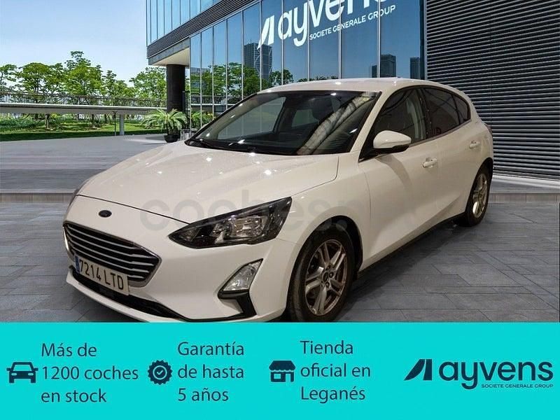Usado Ford Focus Trend 125 CV (91 kW) 2021 Blanco Berlina