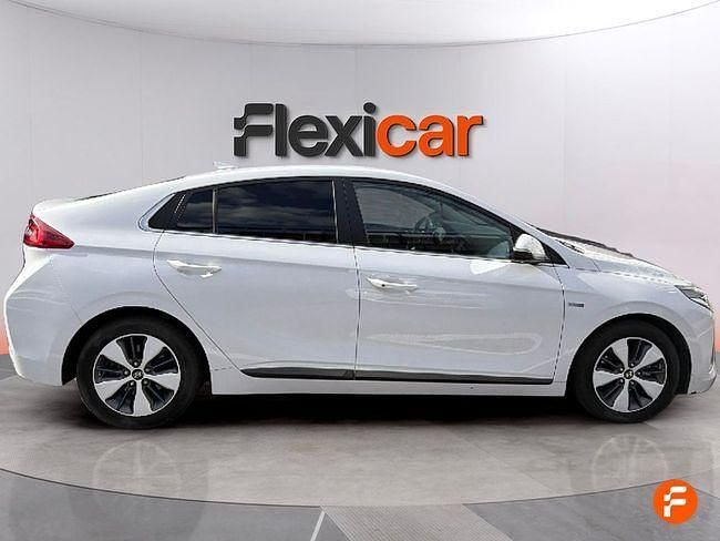 Usado Hyundai Ioniq Style 141 CV (103 kW) 2018 Blanco Utilitario
