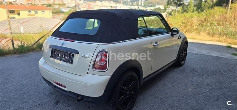 Usado Mini One Cabriolet 98 CV (72 kW) 2011 Blanco Descapotable